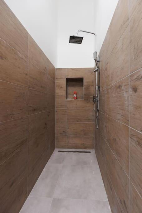 The Grove Hideaway Central 2Br Retreat بودابست المظهر الخارجي الصورة
